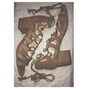 Madden girl chunky tie up heel